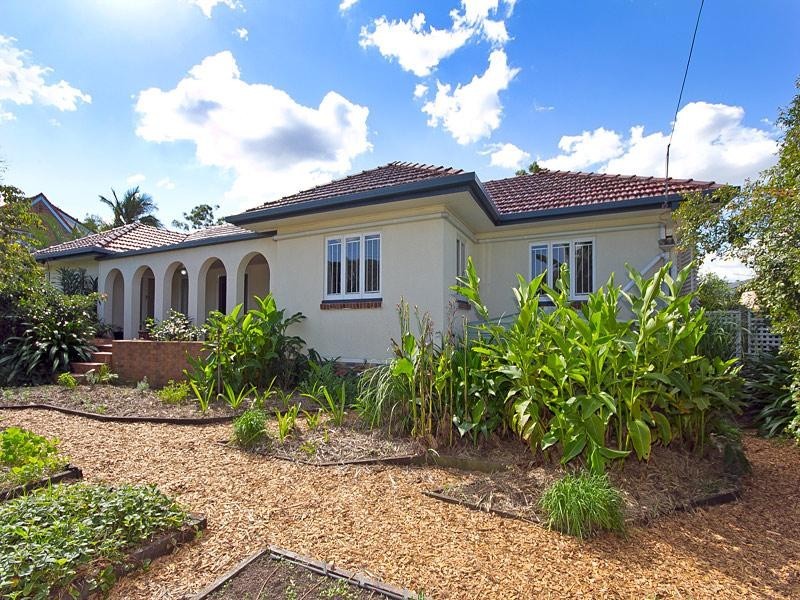 9 Sheffield Street, Oxley QLD 4075