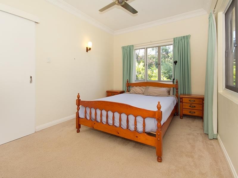 9 Sheffield Street, Oxley QLD 4075