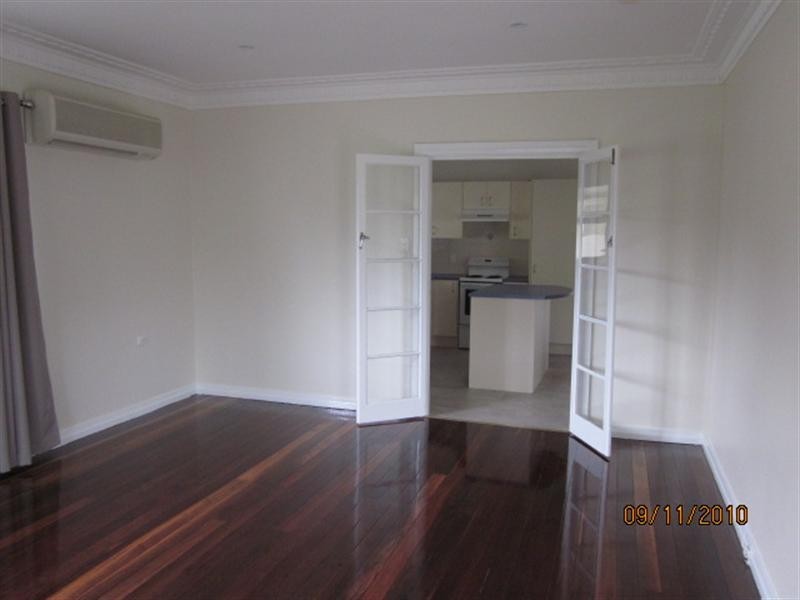 32 California Road, Oxley QLD 4075