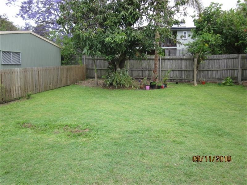 32 California Road, Oxley QLD 4075