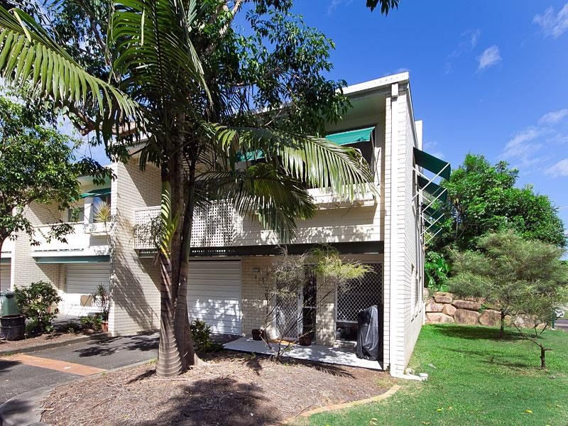 1/95 Strickland Terrace, Graceville QLD 4075