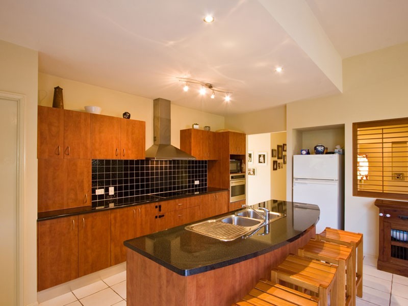 94 Brookeside Crescent, Seventeen Mile Rocks QLD 4073