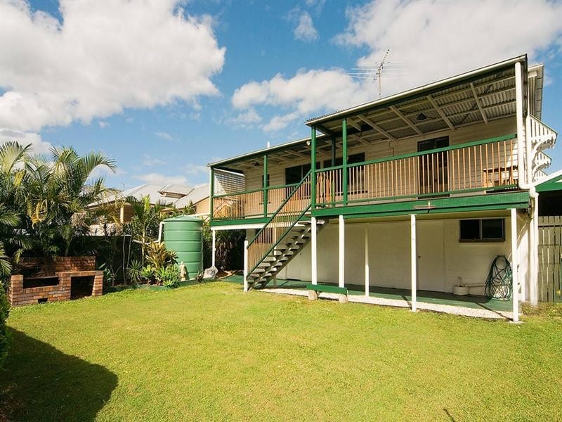 9 Cormack Street, Sherwood QLD 4075