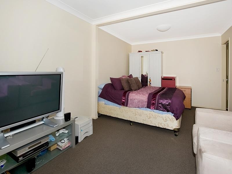 61/316 Long Street E, Graceville QLD 4075