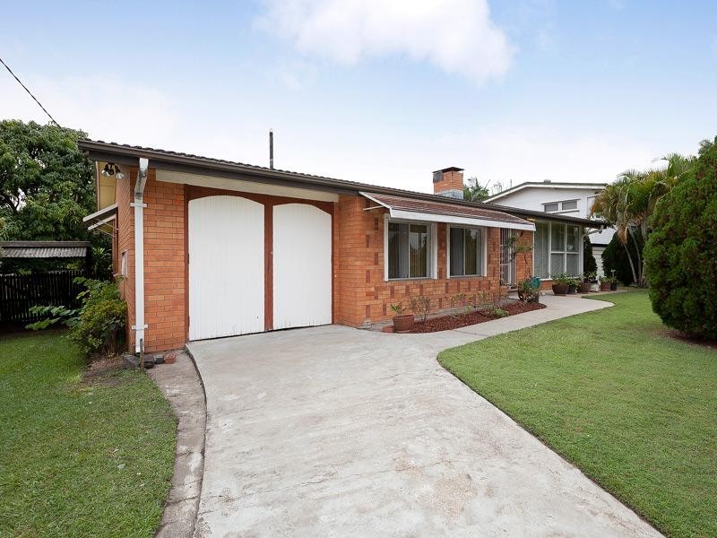 10 Masterton Street, Oxley QLD 4075