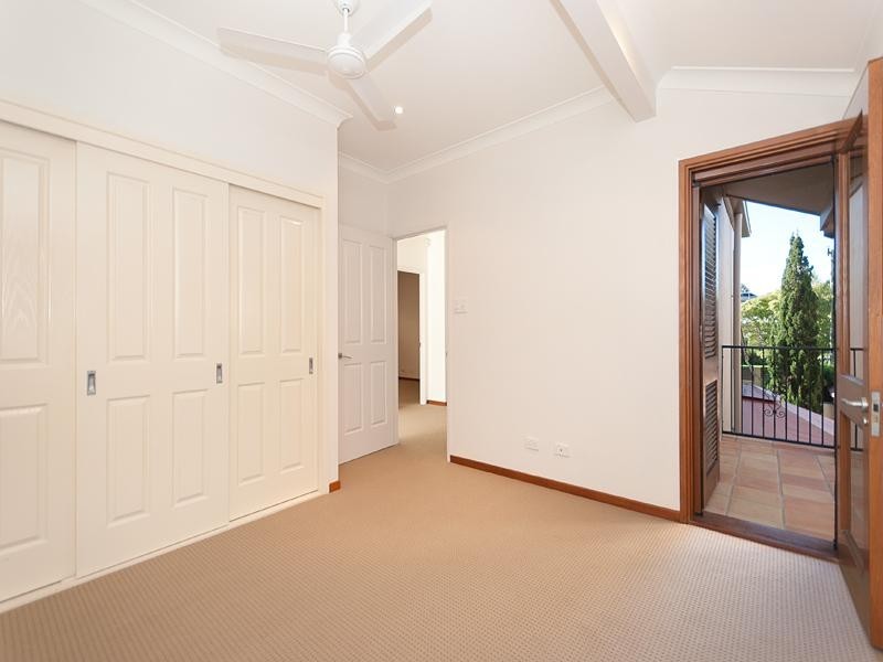 373 Verney Road East, Graceville QLD 4075