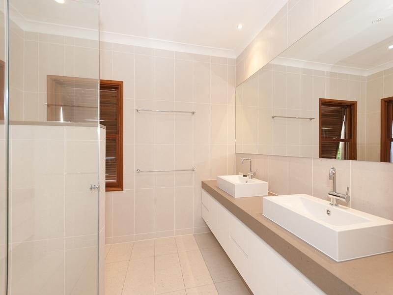 373 Verney Road East, Graceville QLD 4075