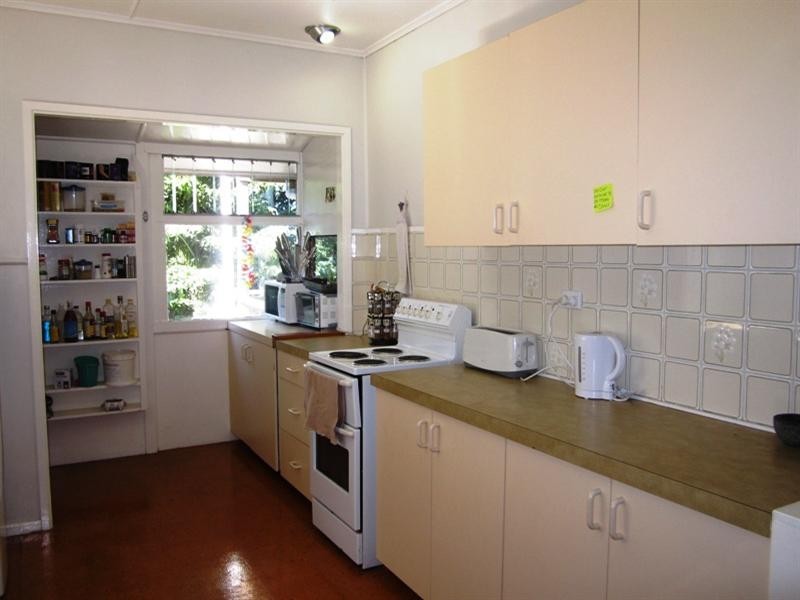 18 Ardoyne Road, Corinda QLD 4075