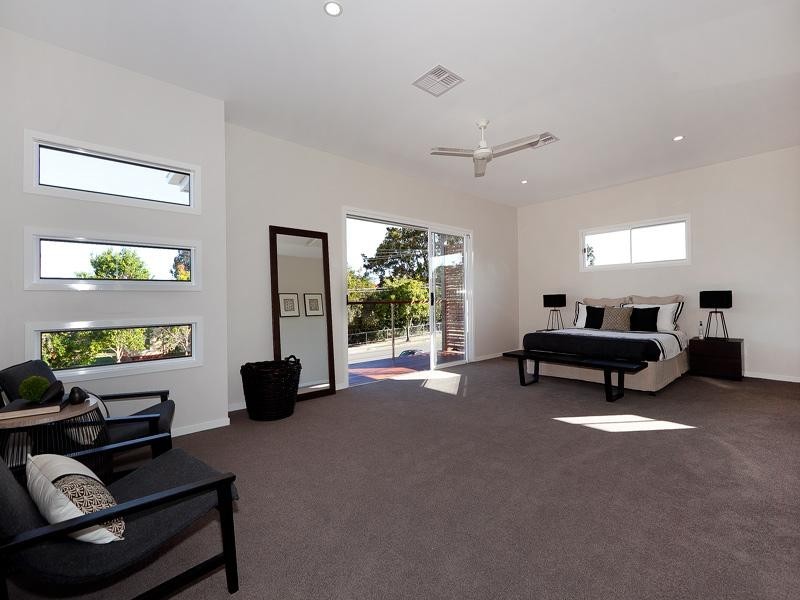 26 Acacia Avenue, Graceville QLD 4075