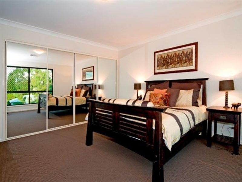 24 Tweedale Street, Graceville QLD 4075