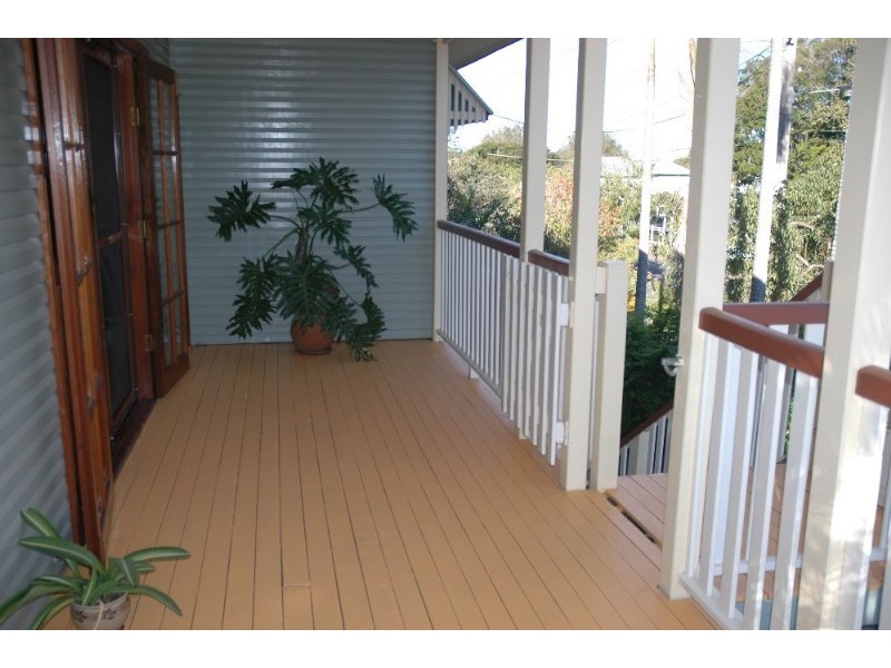 24 Thomas Street, Sherwood QLD 4075