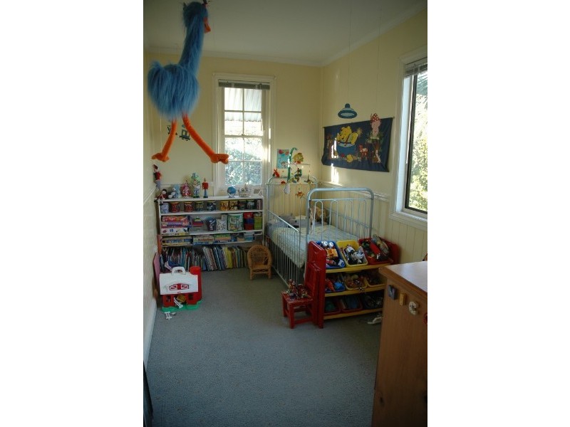 24 Thomas Street, Sherwood QLD 4075