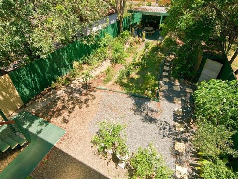 32 Lancelot Street, Tennyson QLD 4105