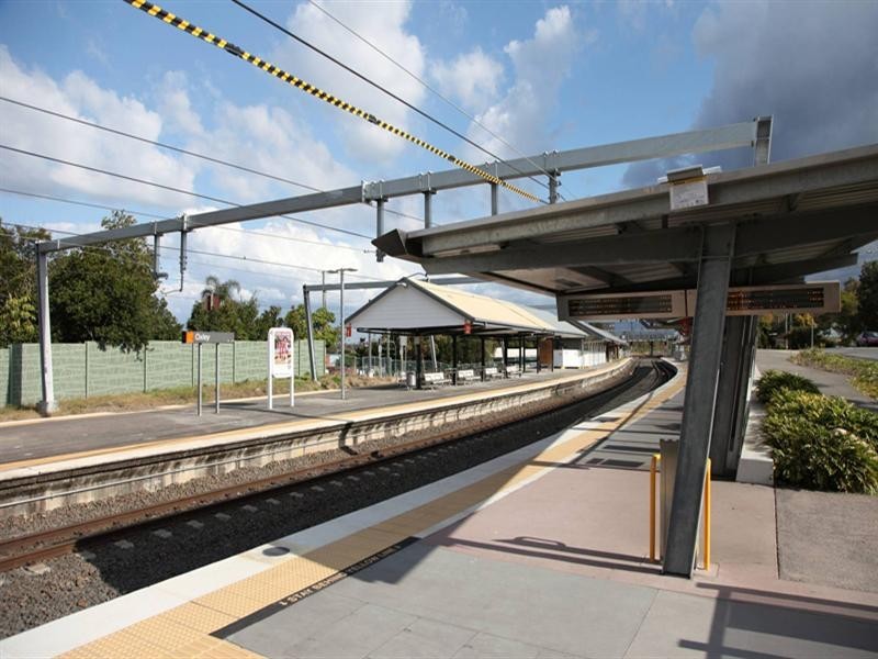 6 Teesdale Street, Corinda QLD 4075