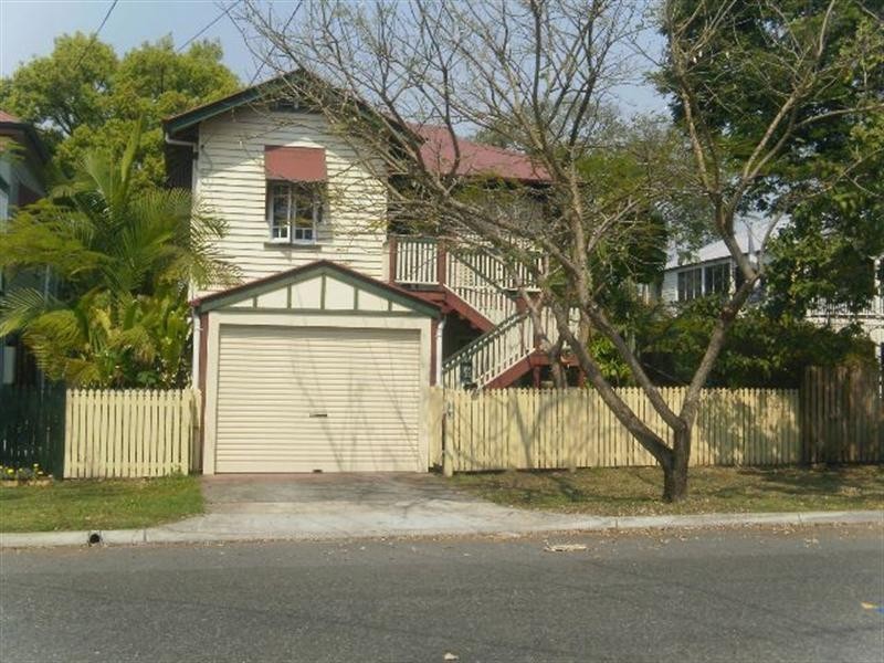 223 Verney Road East, Graceville QLD 4075