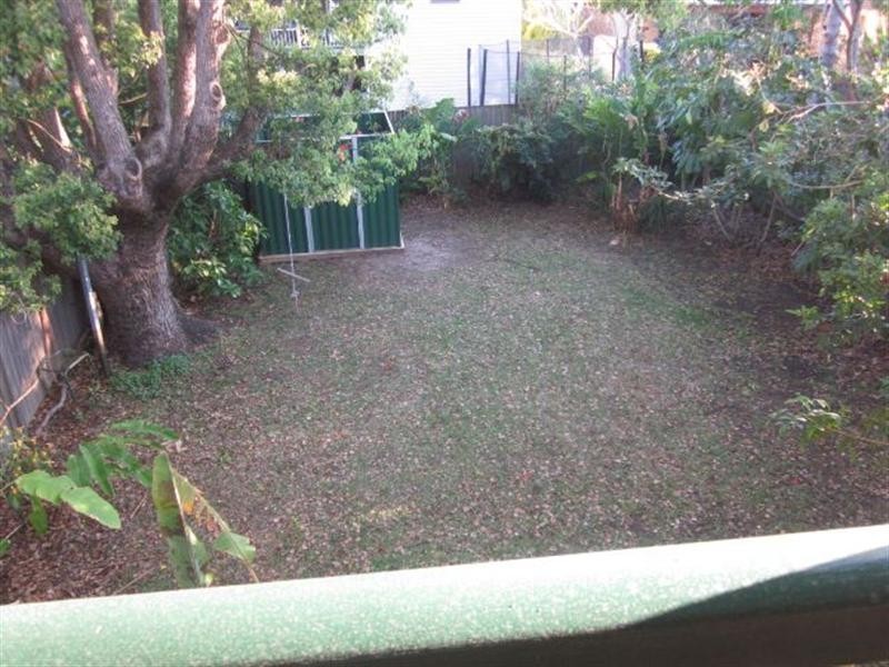 223 Verney Road East, Graceville QLD 4075