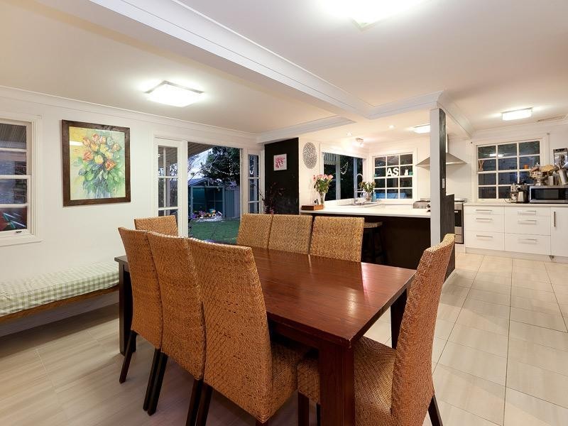 24 Allen Street, Corinda QLD 4075