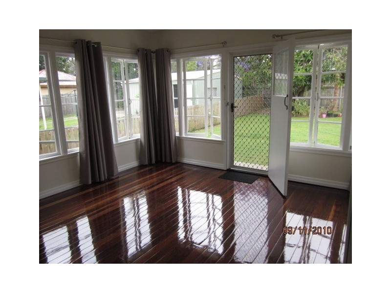 32 California Street, Oxley QLD 4075