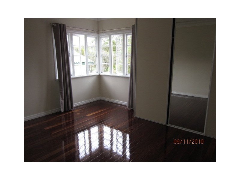 32 California Street, Oxley QLD 4075