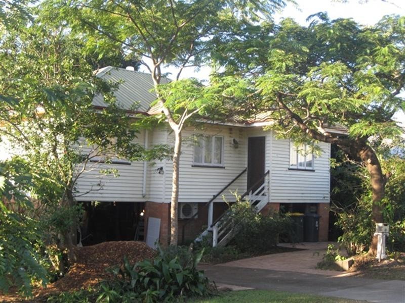 16 Austral Avenue, Graceville QLD 4075