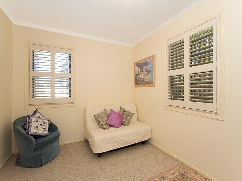 170 Strong Avenue, Graceville QLD 4075