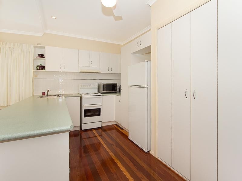 170 Strong Avenue, Graceville QLD 4075