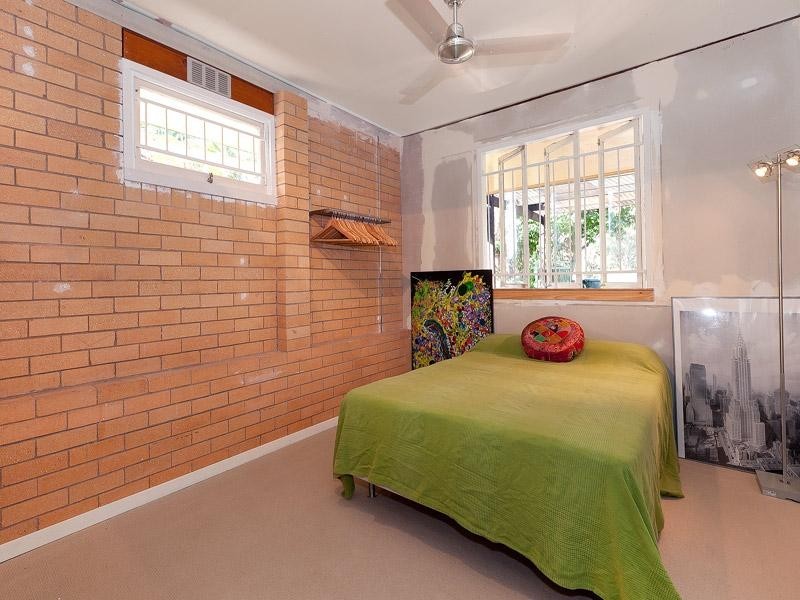 54 Fort Road, Oxley QLD 4075