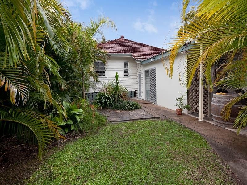 46 Oxley Station Road, Oxley QLD 4075