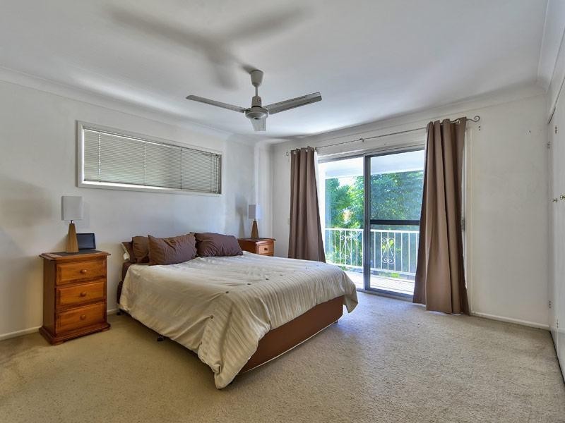 132 Mt Ommaney Drive, Jindalee QLD 4074