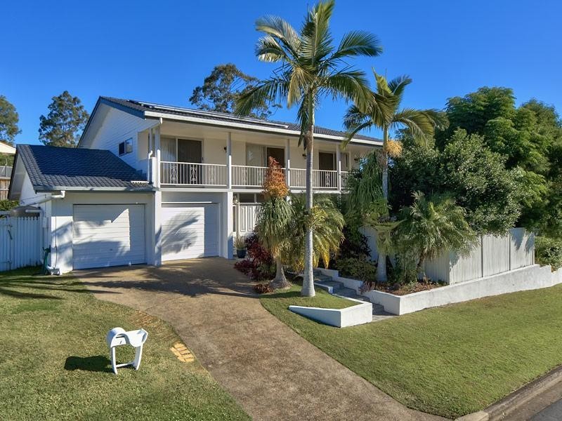 132 Mt Ommaney Drive, Jindalee QLD 4074