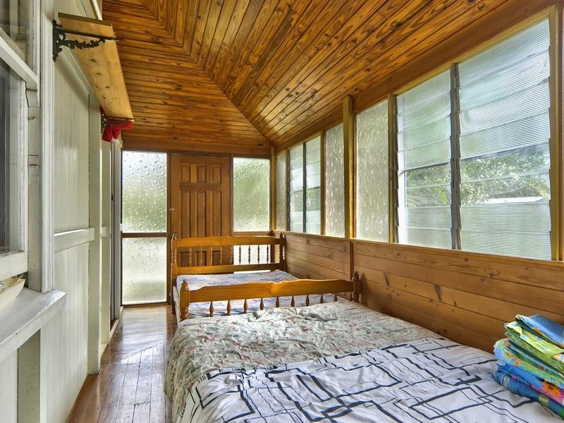 8 Erinvale Street, Corinda QLD 4075