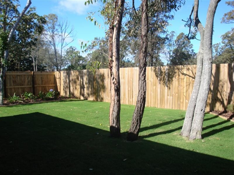 10 Krystelle Close, Oxley QLD 4075