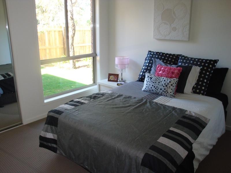 10 Krystelle Close, Oxley QLD 4075