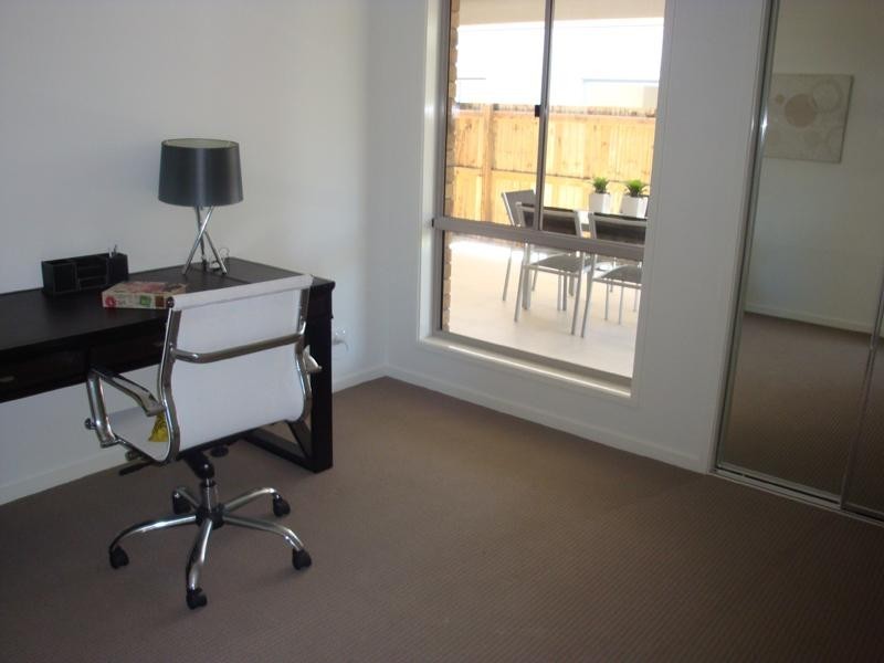 10 Krystelle Close, Oxley QLD 4075