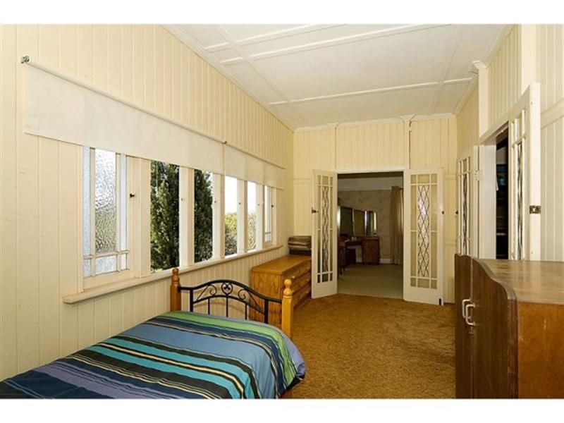 37 Grace Street, Corinda QLD 4075