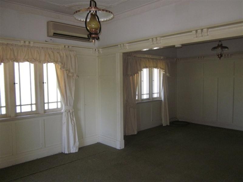 37 Grace Street, Corinda QLD 4075