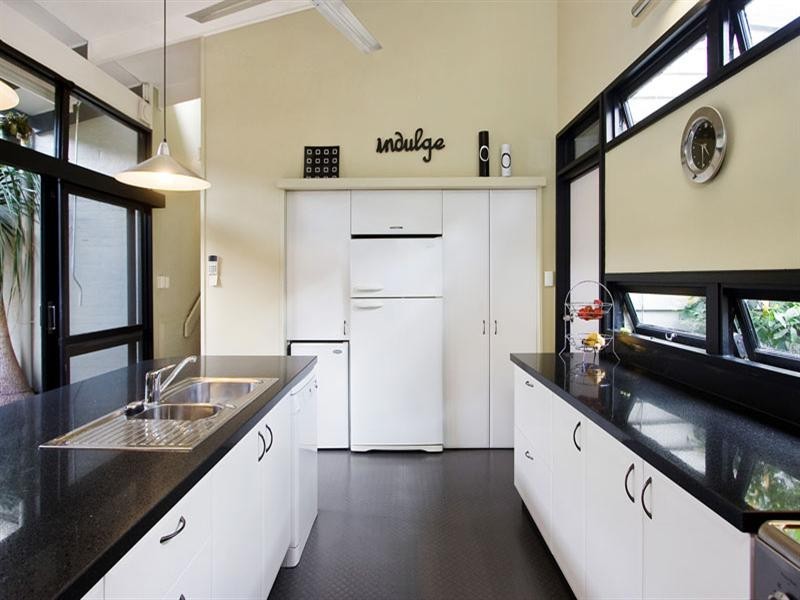 28 Sutton Street, Chelmer QLD 4068