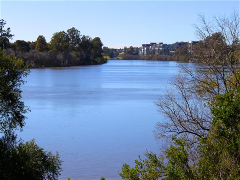 381 Verney Road East, Graceville QLD 4075