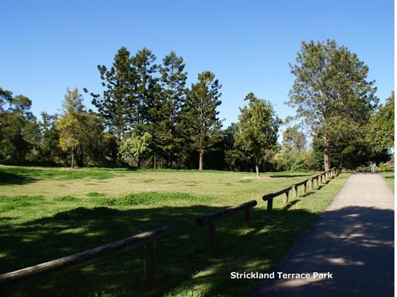 119 Central Avenue, Sherwood QLD 4075