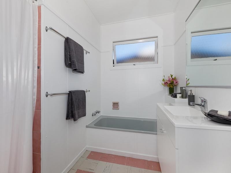 19 Hood Street, Sherwood QLD 4075