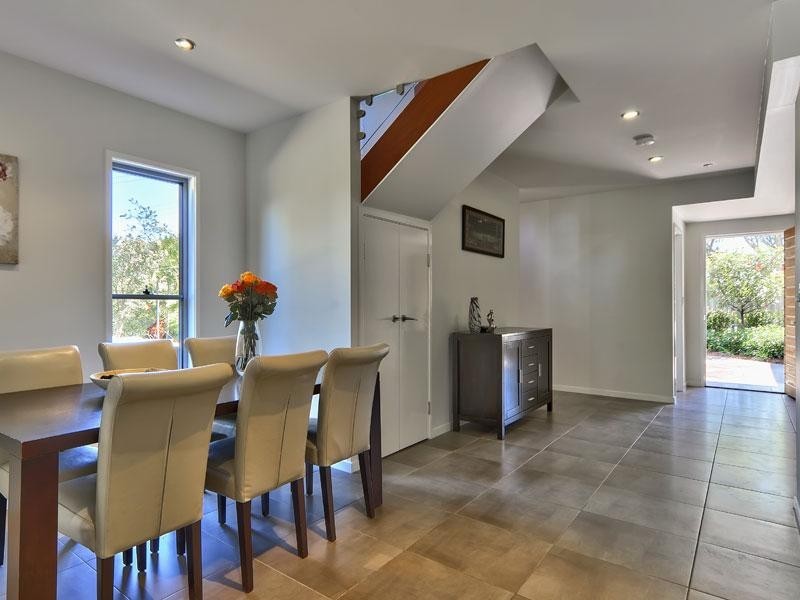 67 Strickland Terrace, Graceville QLD 4075