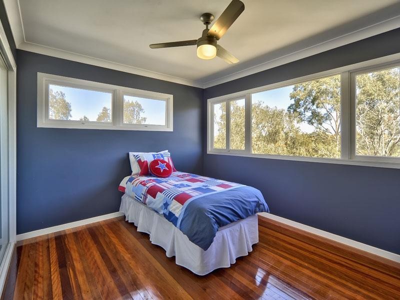 67 Strickland Terrace, Graceville QLD 4075