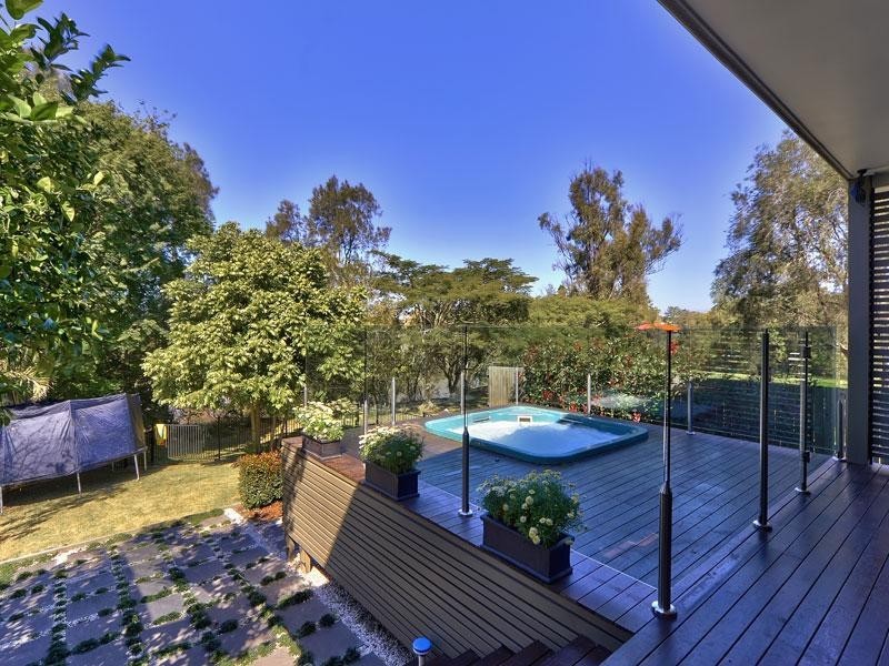 67 Strickland Terrace, Graceville QLD 4075