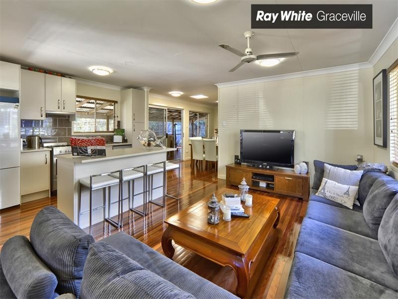 84 Sandon Street, Graceville QLD 4075