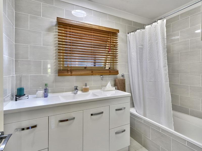 84 Sandon Street, Graceville QLD 4075