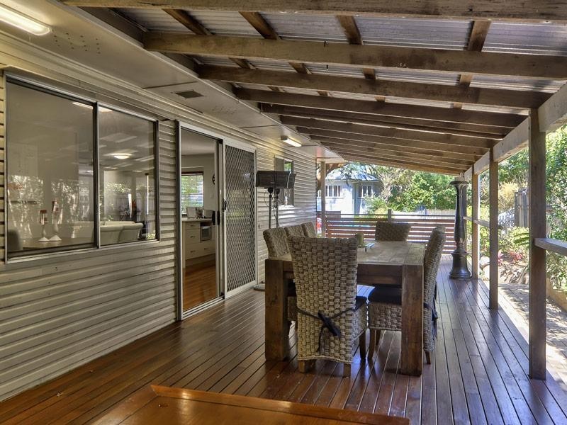 84 Sandon Street, Graceville QLD 4075