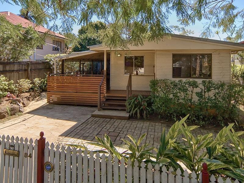 84 Sandon Street, Graceville QLD 4075
