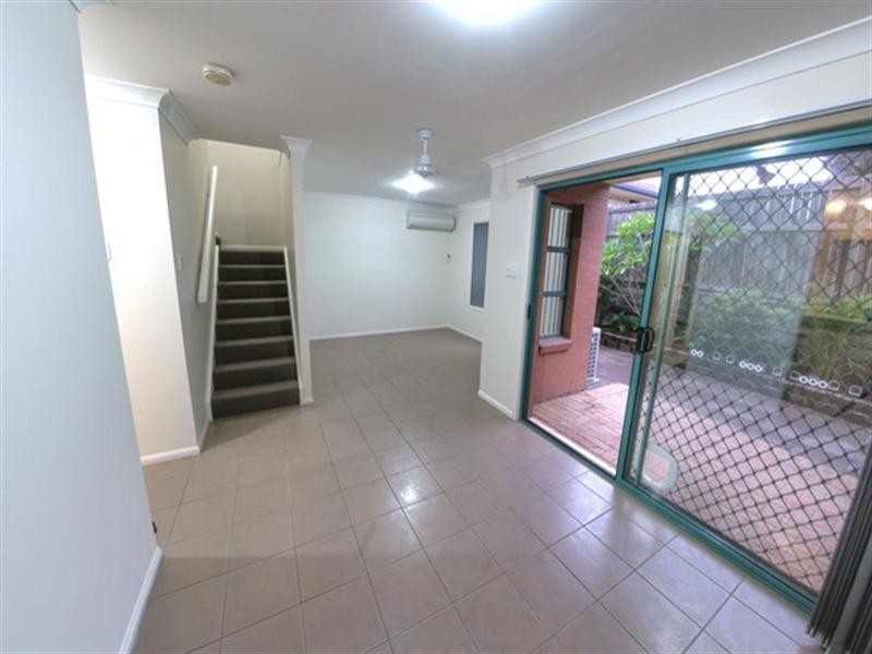 14/11 Oakmont Avenue, Oxley QLD 4075