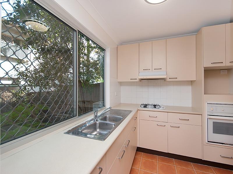 2/704 Oxley Road, Corinda QLD 4075