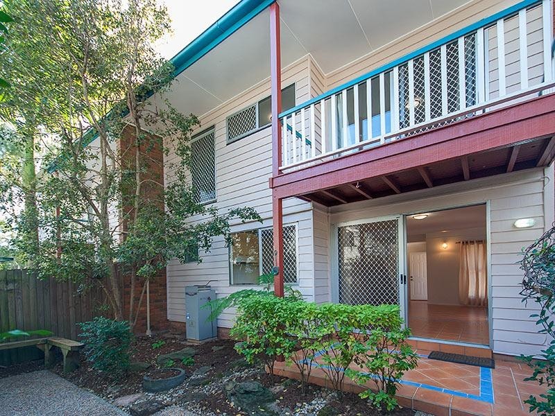 2/704 Oxley Road, Corinda QLD 4075